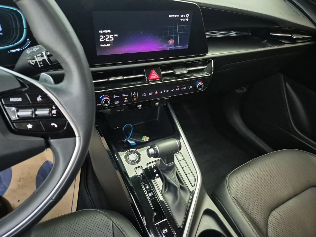 KIA Niro - Vista 10