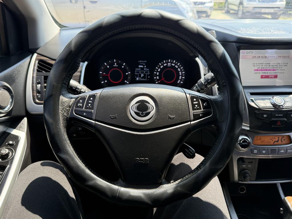 Ssangyong Korando - Vista 6