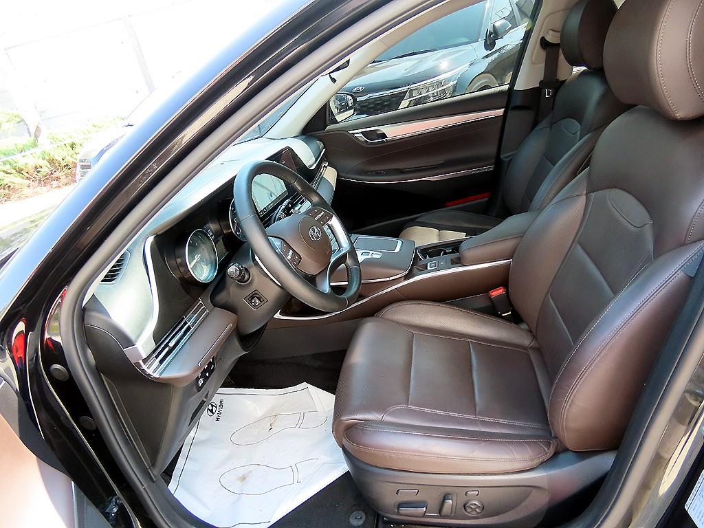 HYUNDAI Grandeur - Vista 5