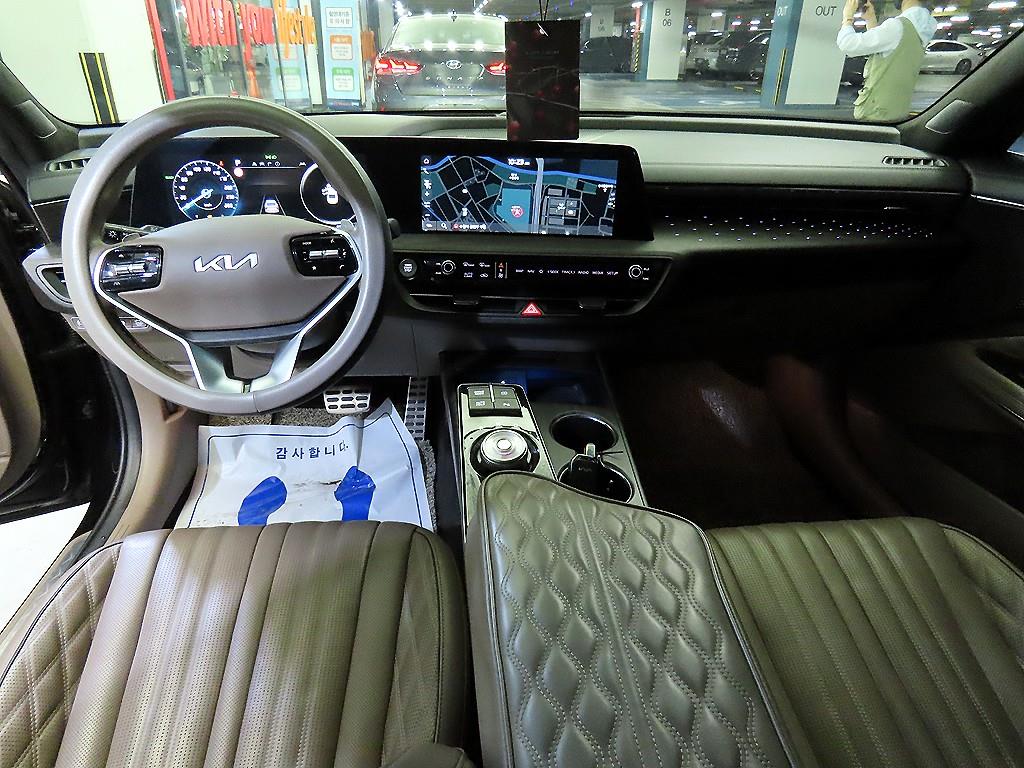 KIA K8 - Vista 10