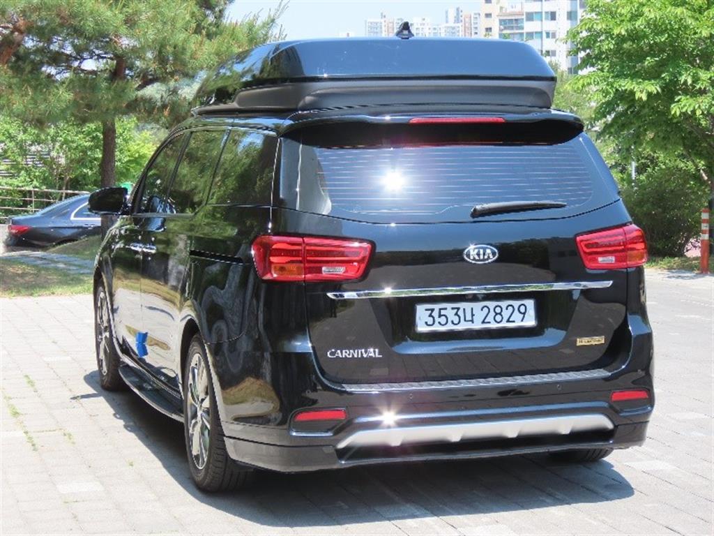 KIA Carnival - Vista 7