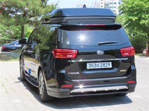 KIA Carnival - Vista 8