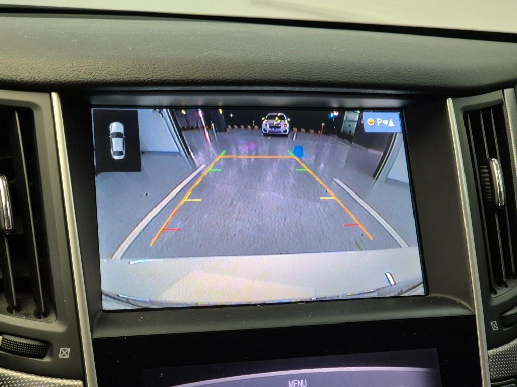 Infiniti Q - Vista 12