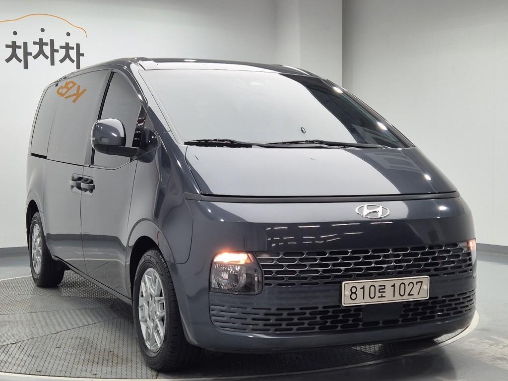 HYUNDAI Staria - Vista 4