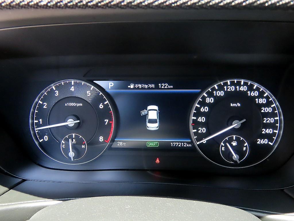 Genesis EQ900 - Vista 7