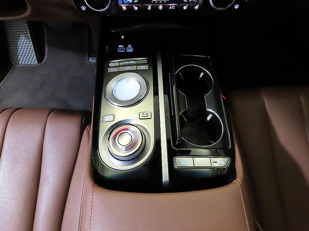 Genesis G80 - Vista 12