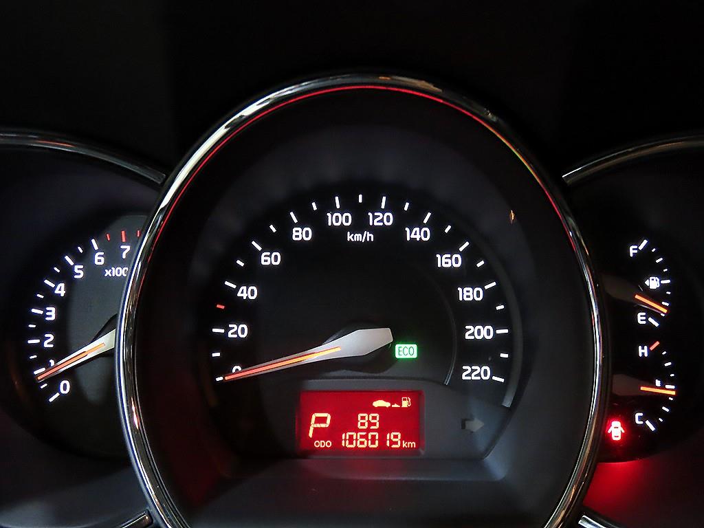 KIA Pride - Vista 9