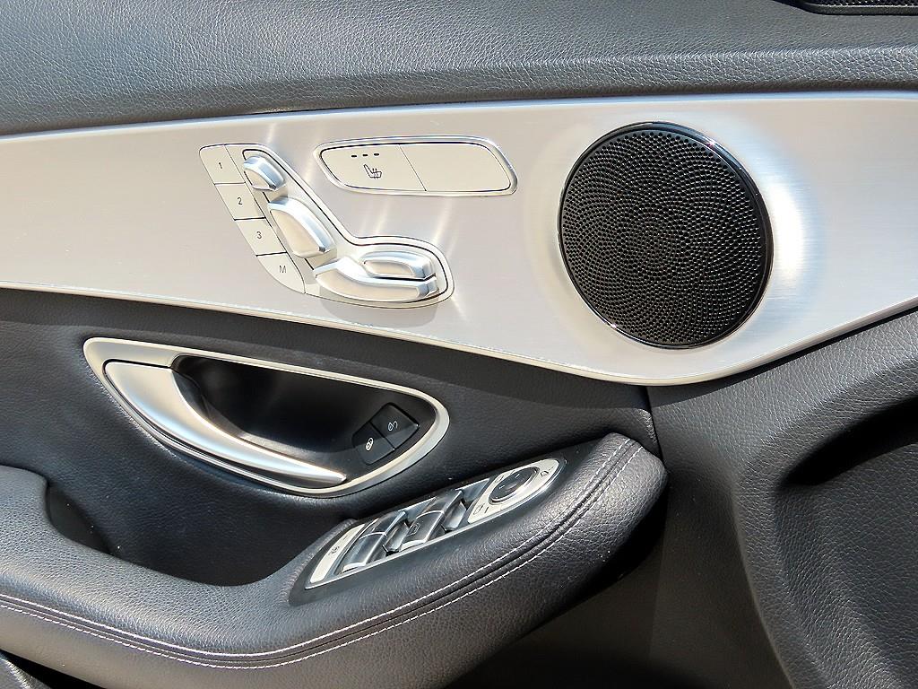 Mercedes Benz C Class - Vista 11