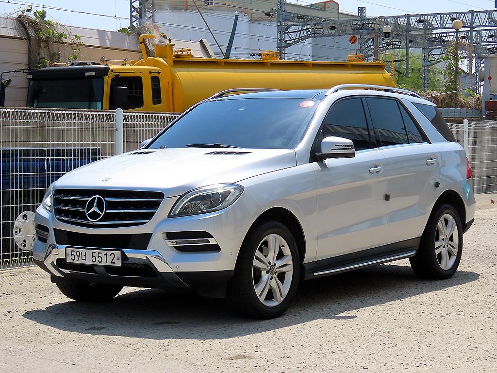Mercedes Benz M Class - Vista 2