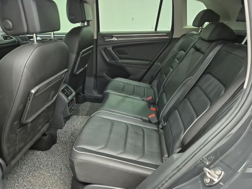 Volkswagen Tiguan - Vista 12