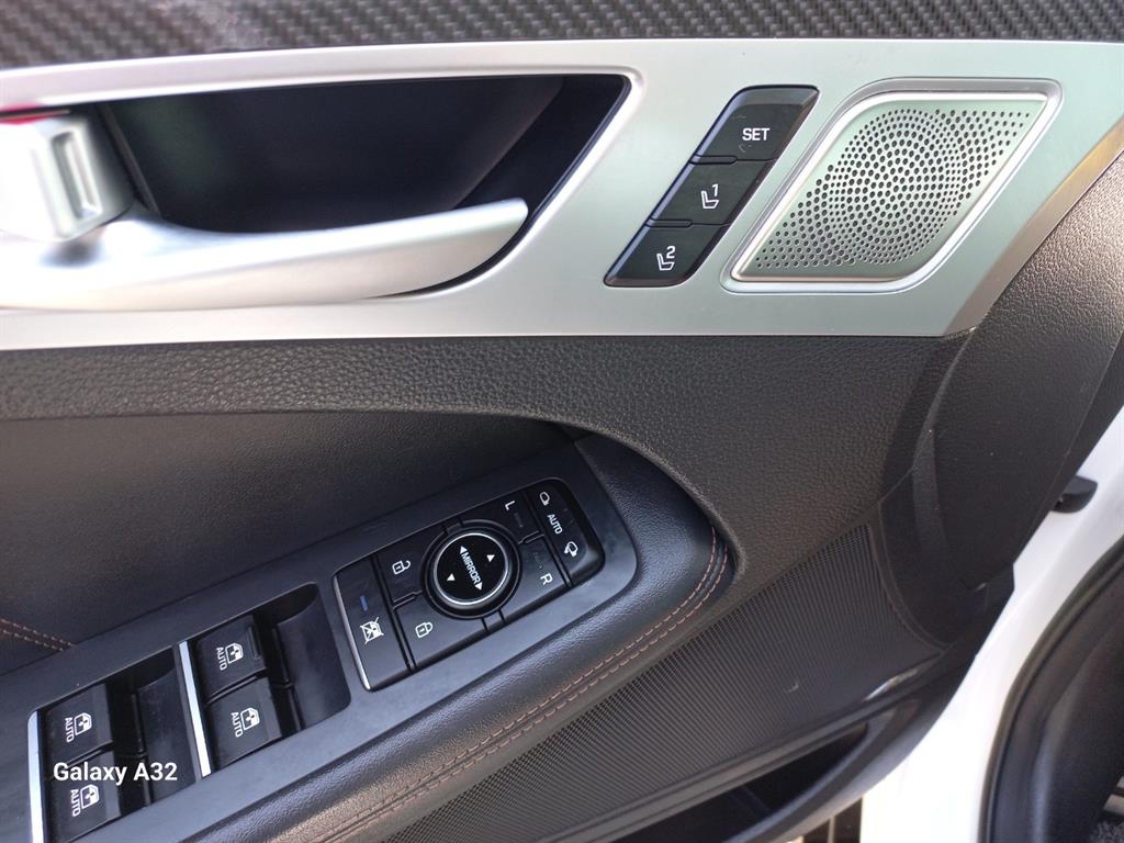 Genesis G80 - Vista 6