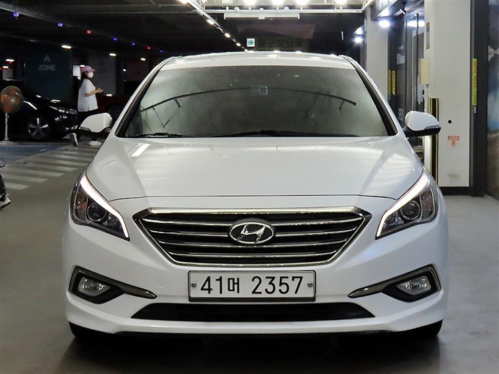 HYUNDAI Sonata - Vista 2