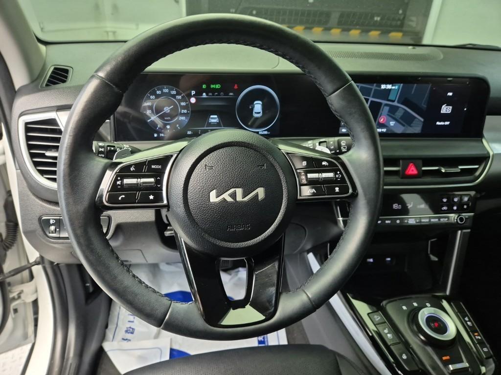 KIA Seltos - Vista 9