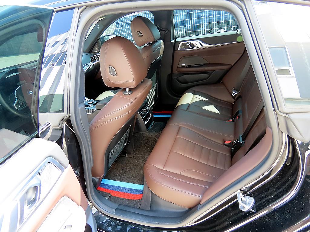 BMW i4 - Vista 6