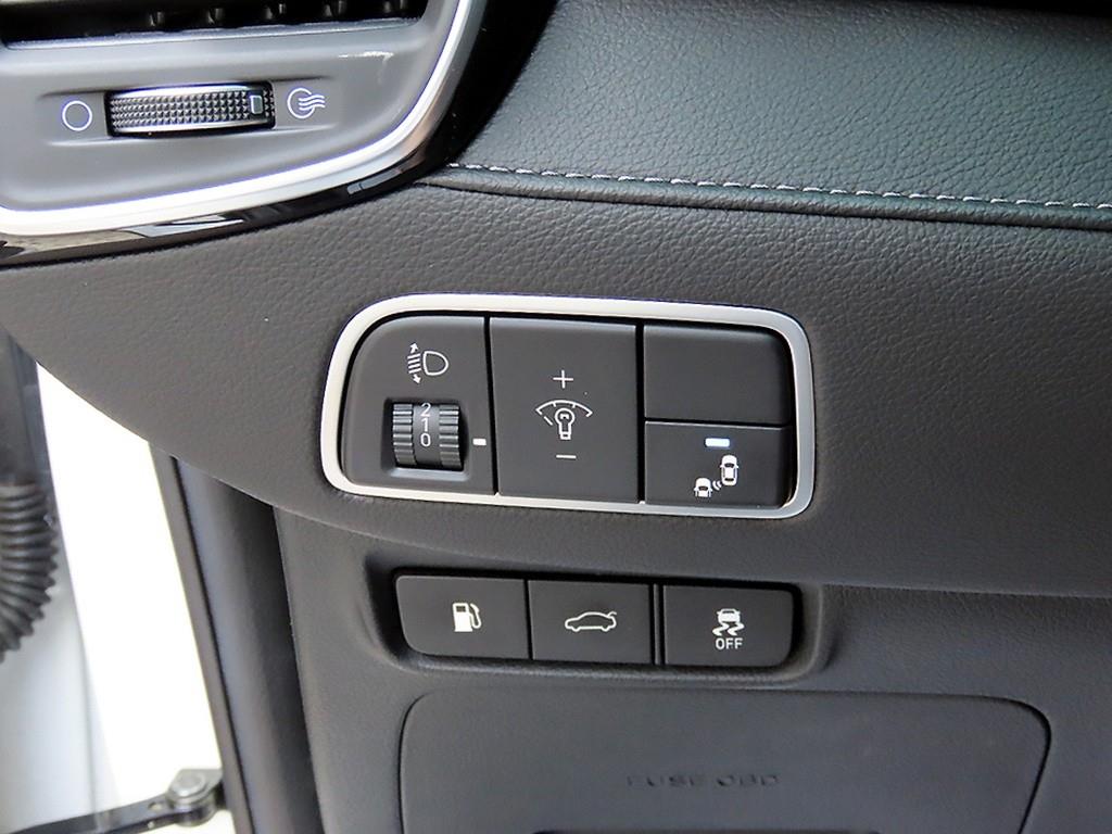 HYUNDAI Grandeur - Vista 12