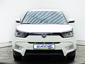 Ssangyong Tivoli - Vista 2