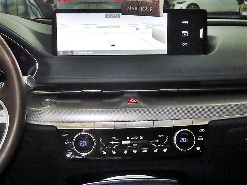Genesis G80 - Vista 11