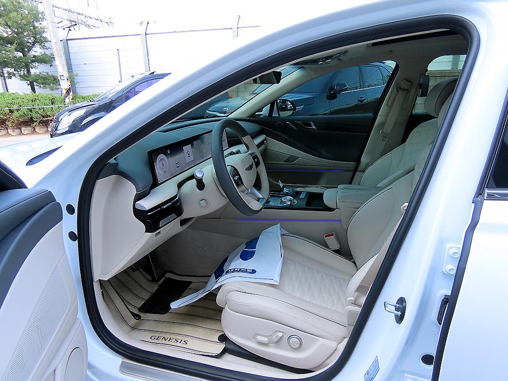 Genesis G80 - Vista 5