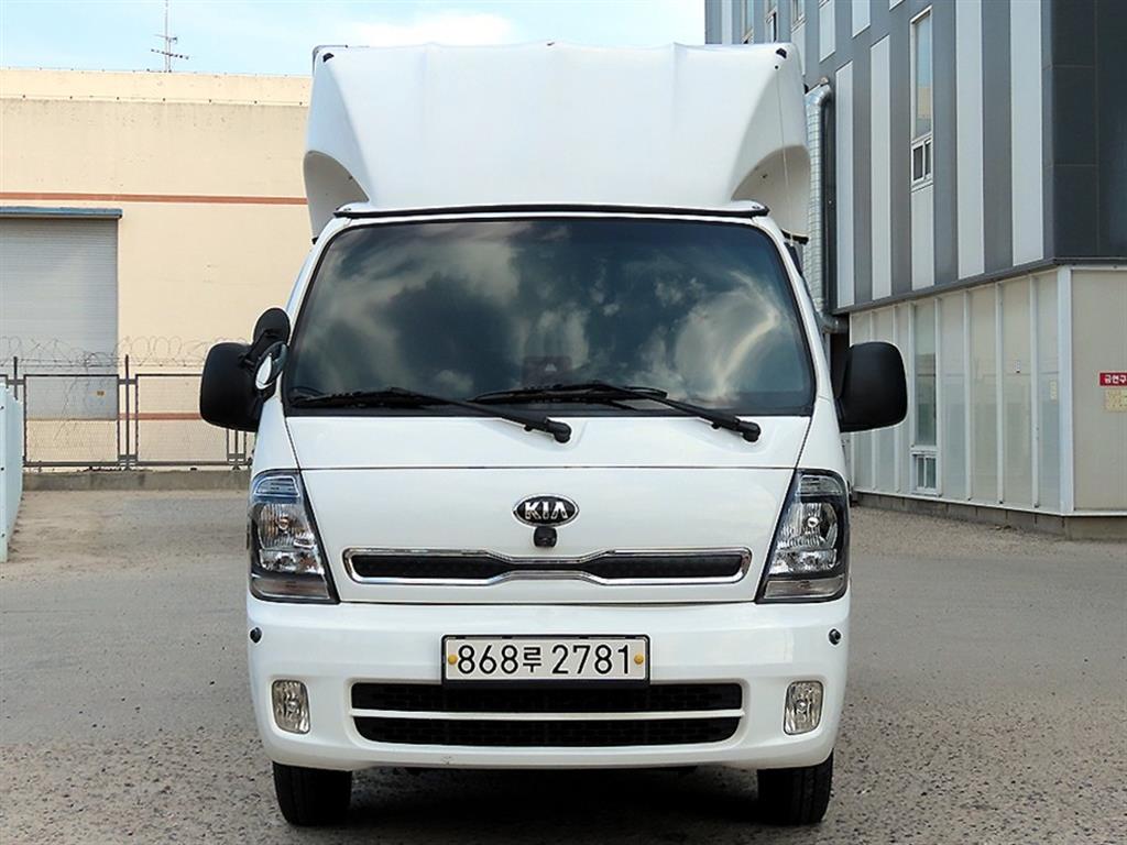 Small Truck Top_sliding tower car 2020 Blanco - Importación desde Corea - HF Imports Iquique - Foto 1