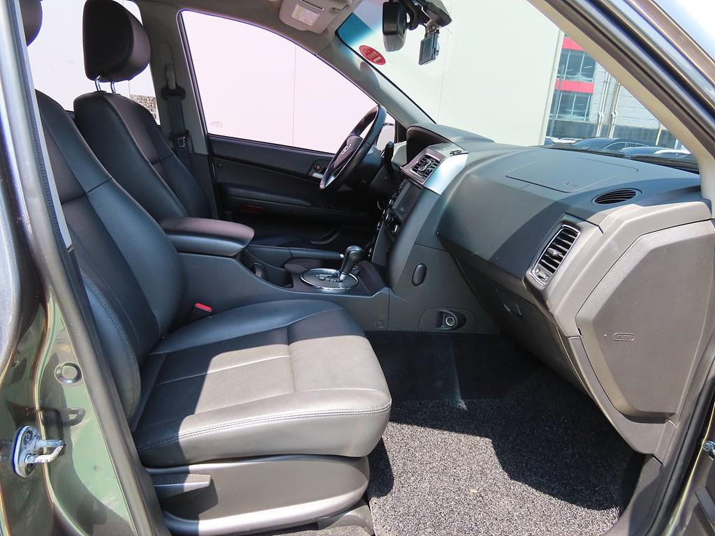 Ssangyong Korando - Vista 7