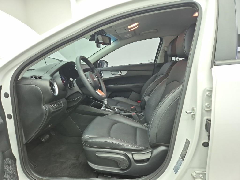 KIA K3 - Vista 11