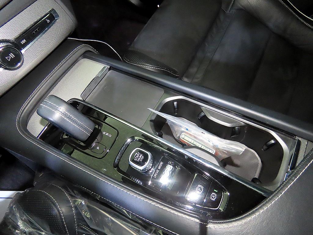 Volvo XC90 - Vista 12