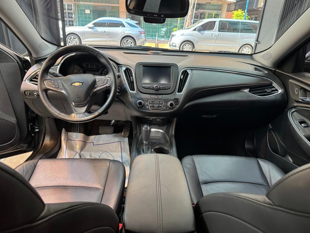 Chevrolet Malibu 2017 Gris - Importación desde Corea - HF Imports Iquique - Foto 16