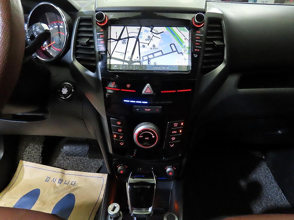 Ssangyong Tivoli - Vista 11