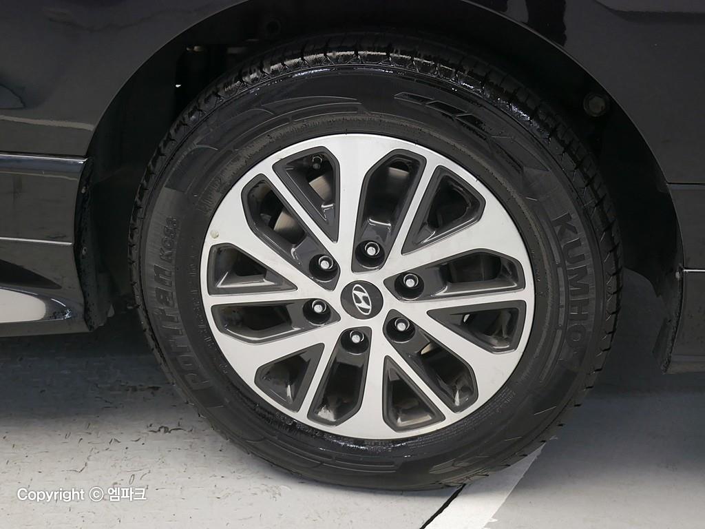 HYUNDAI Starex 2019 Negro - Importación desde Corea - HF Imports Iquique - Foto 19