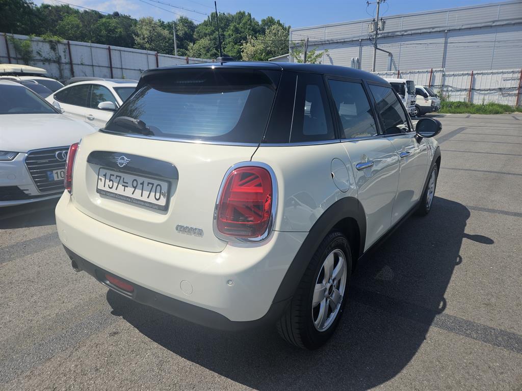 Mini Cooper - Vista 5