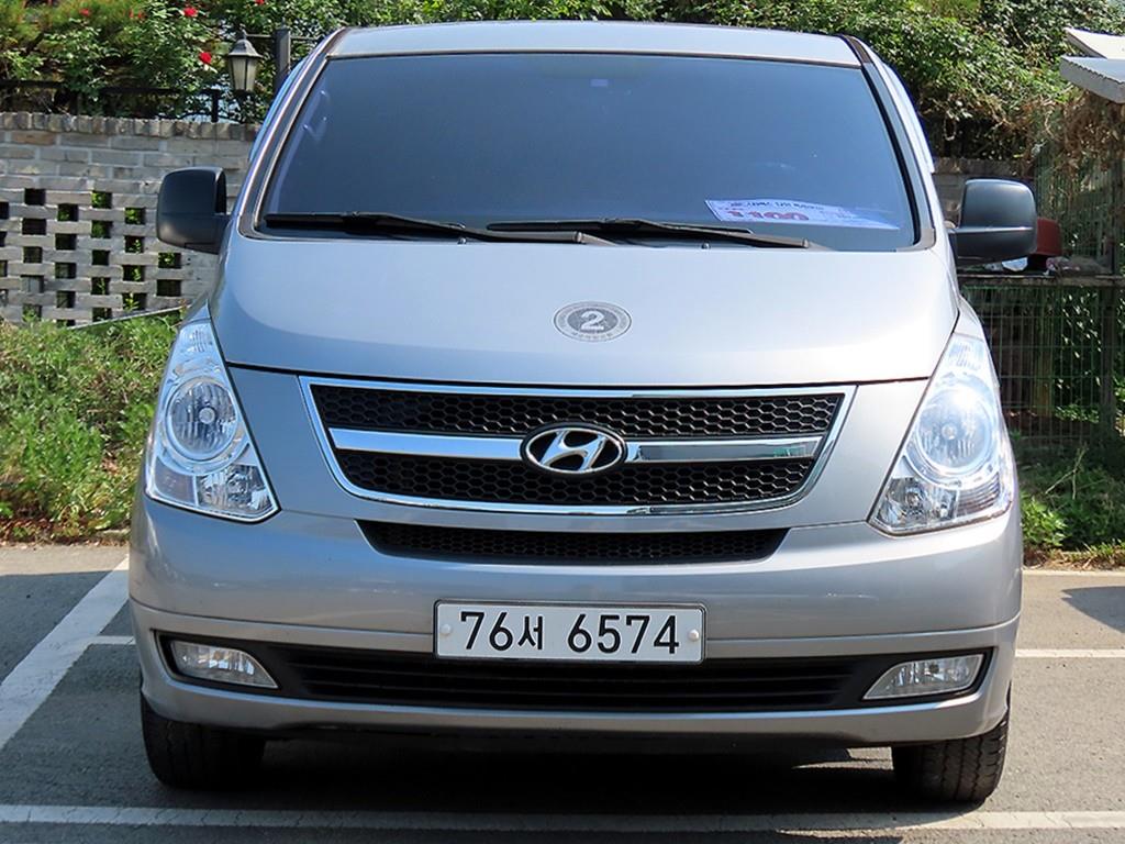 HYUNDAI Starex 2015 Gris - Importación desde Corea - HF Imports Iquique - Foto 1
