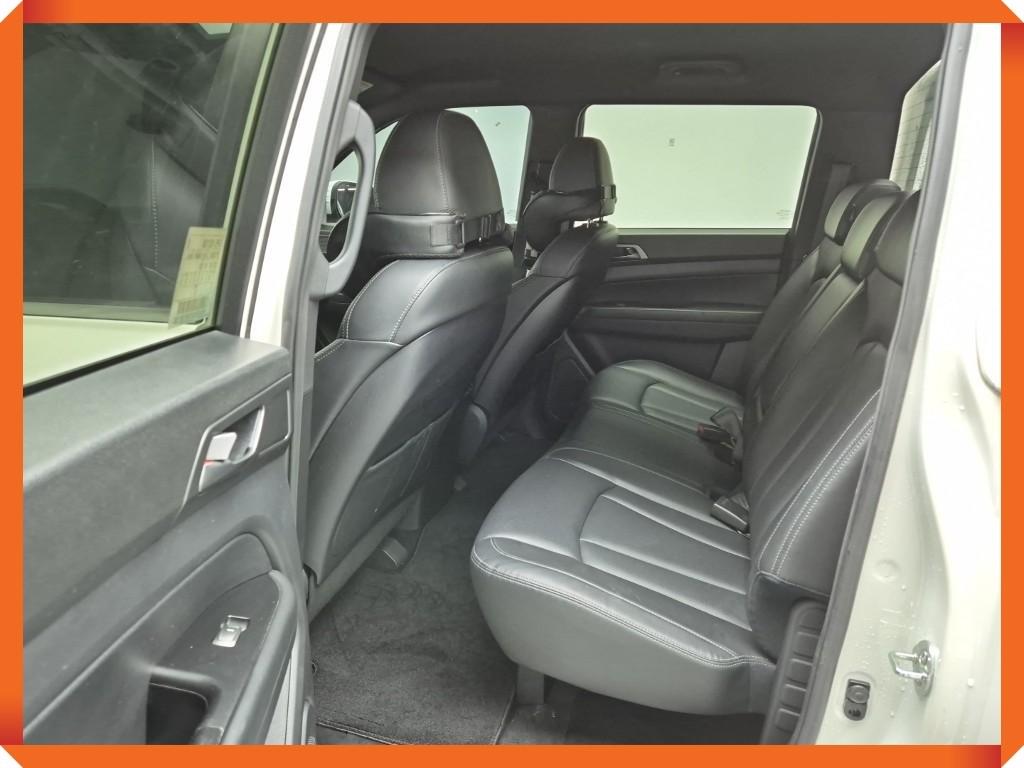 Ssangyong Rexton - Vista 10