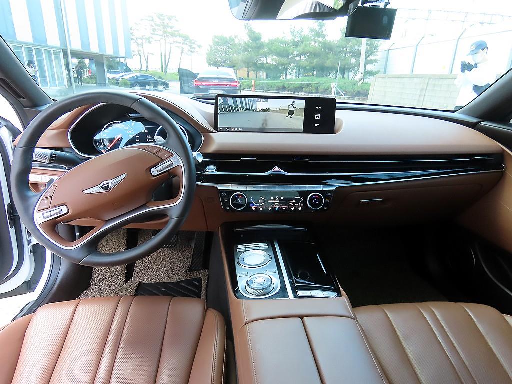 Genesis G80 - Vista 7