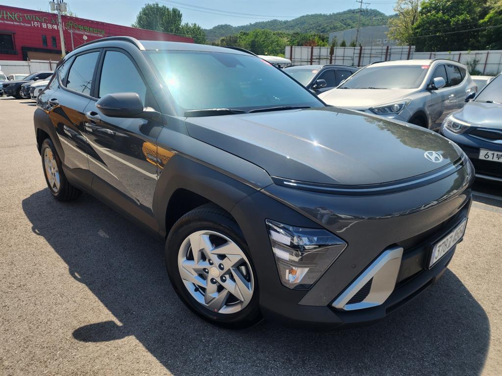 HYUNDAI Kona - Vista 3