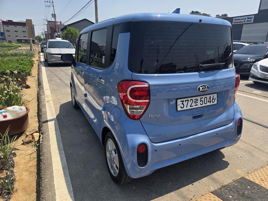 KIA Ray - Vista 3