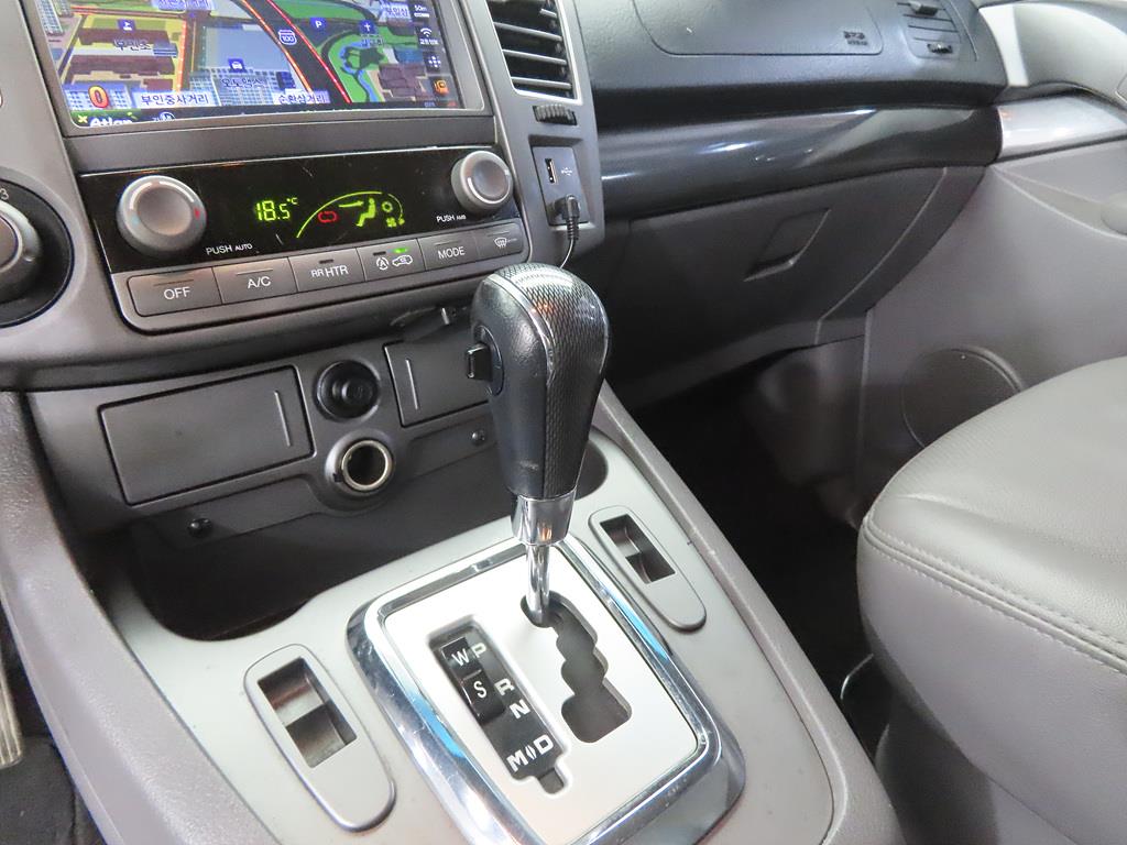 Ssangyong Korando - Vista 11