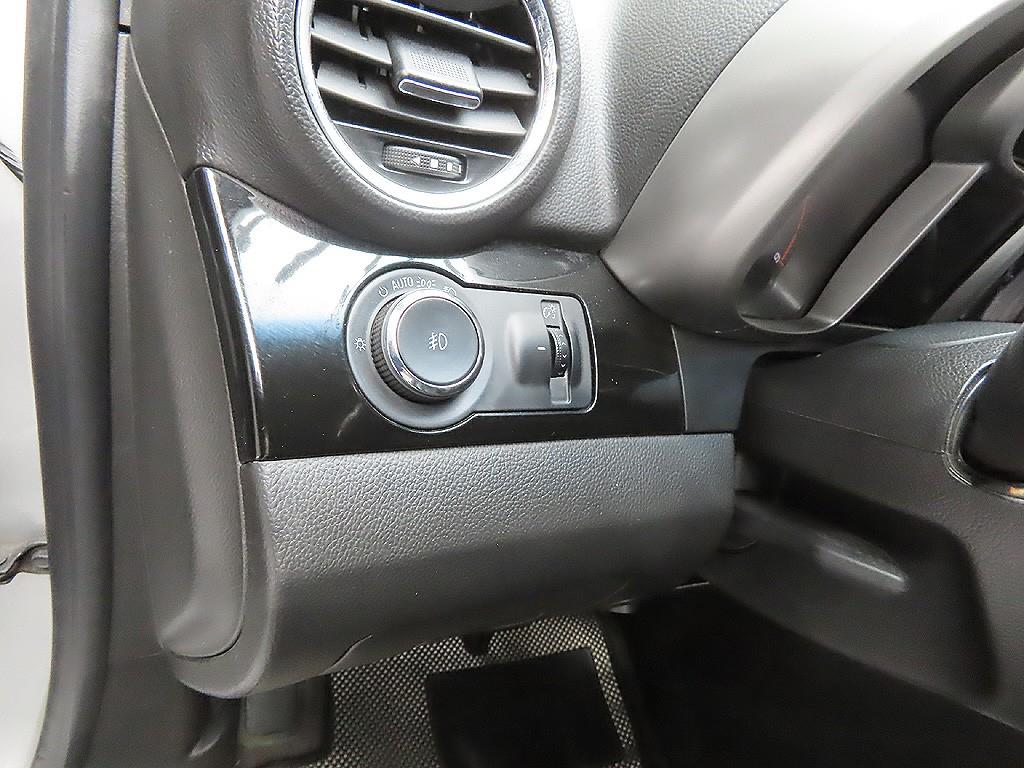 Chevrolet Orlando 2012 Gris - Importación desde Corea - HF Imports Iquique - Foto 12