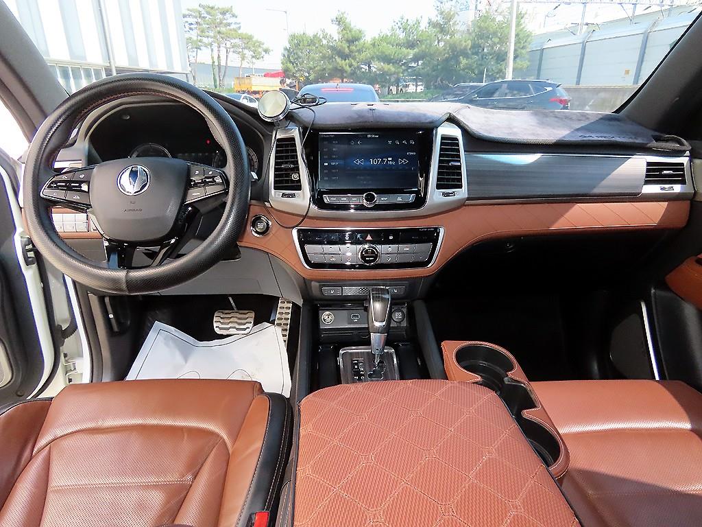 Ssangyong Rexton - Vista 7