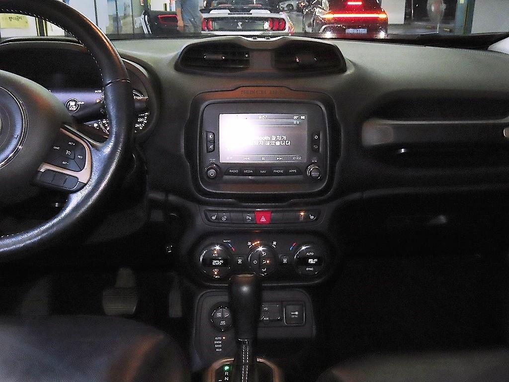 Jeep Renegade - Vista 11