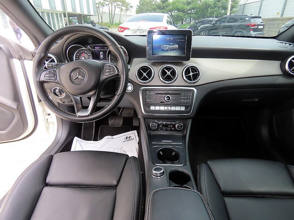 Mercedes Benz CLA Class - Vista 7