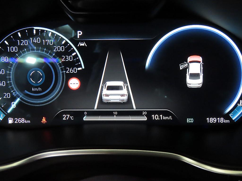 Genesis G80 - Vista 9