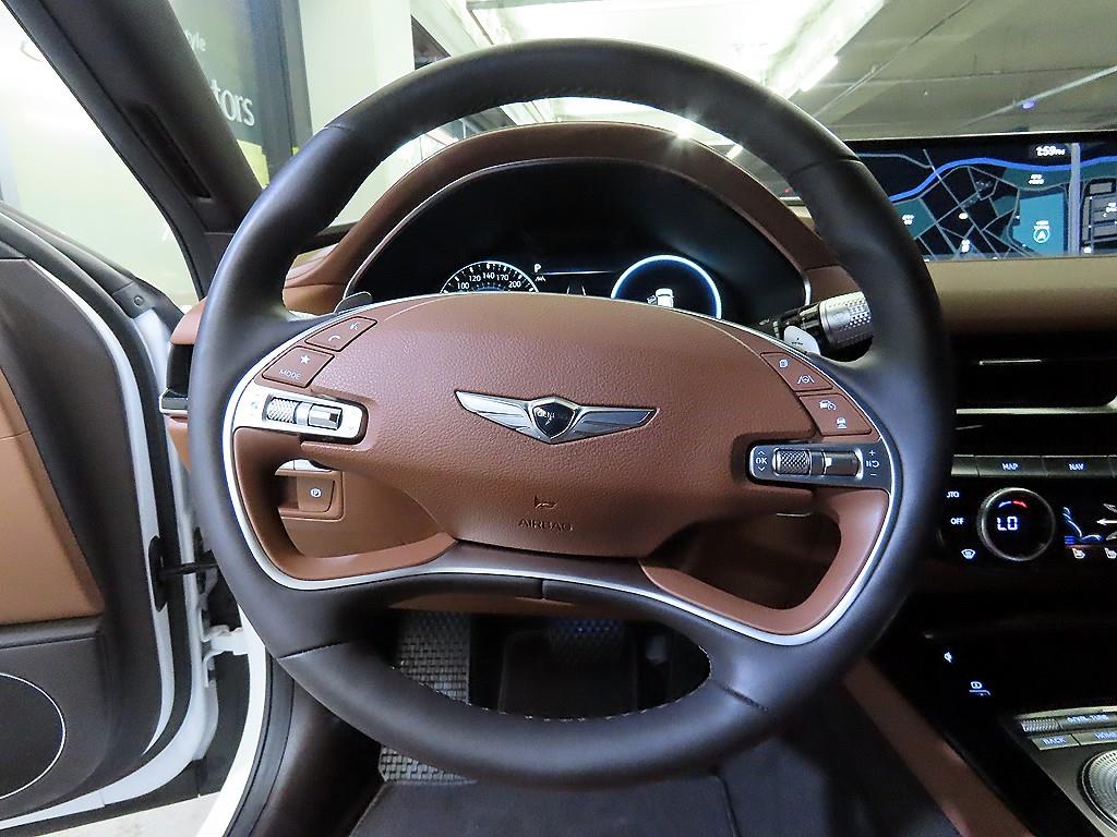 Genesis G80 - Vista 8