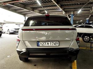 HYUNDAI Kona - Vista 6