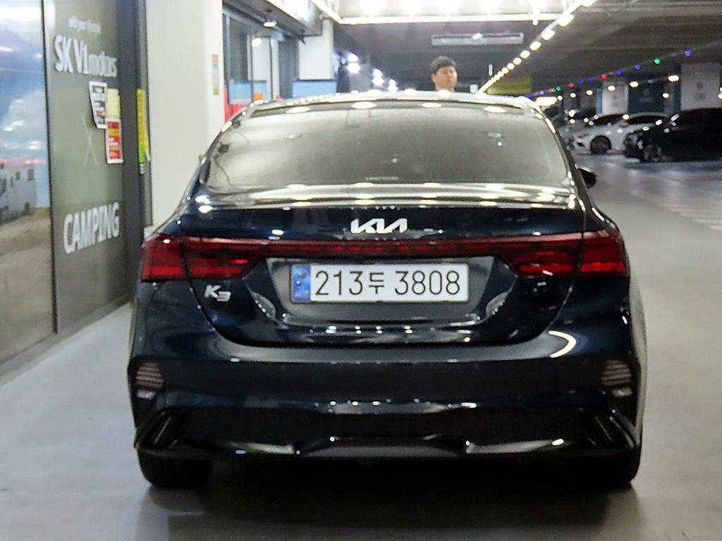 KIA K3 - Vista 5