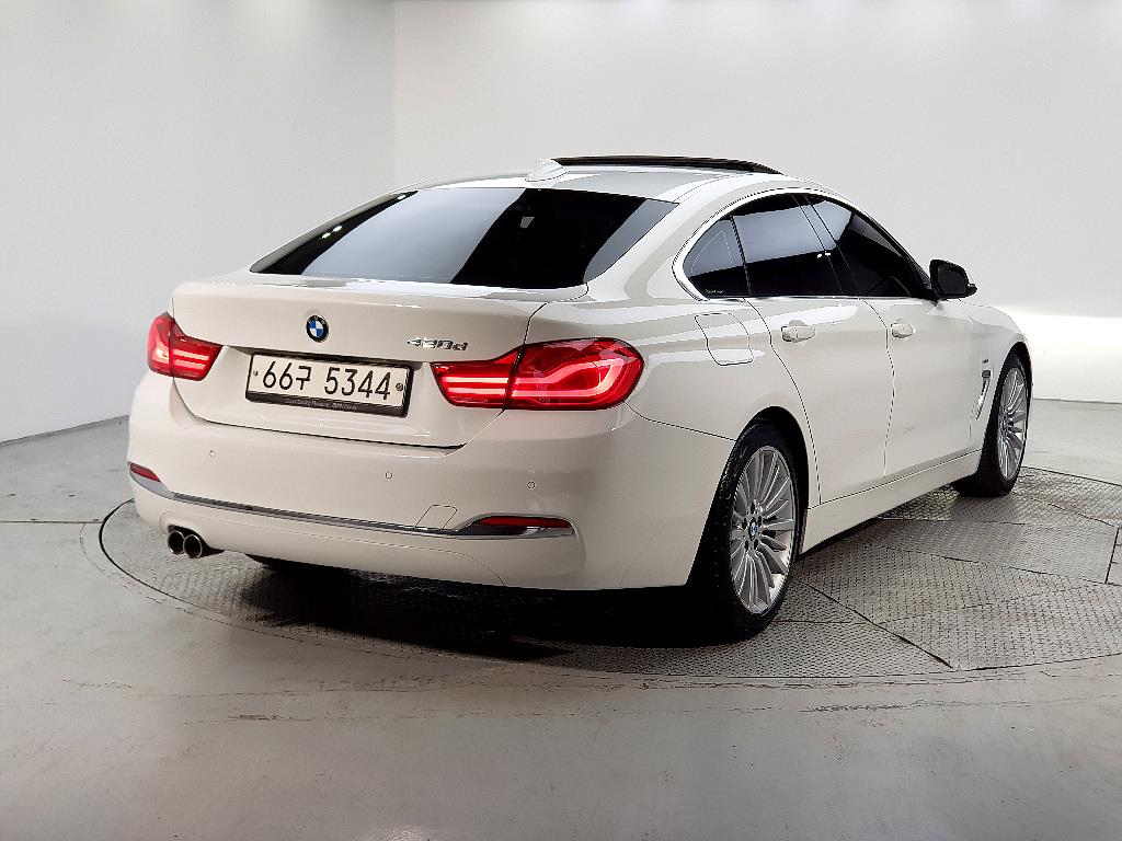 BMW 4 Series - Vista 4