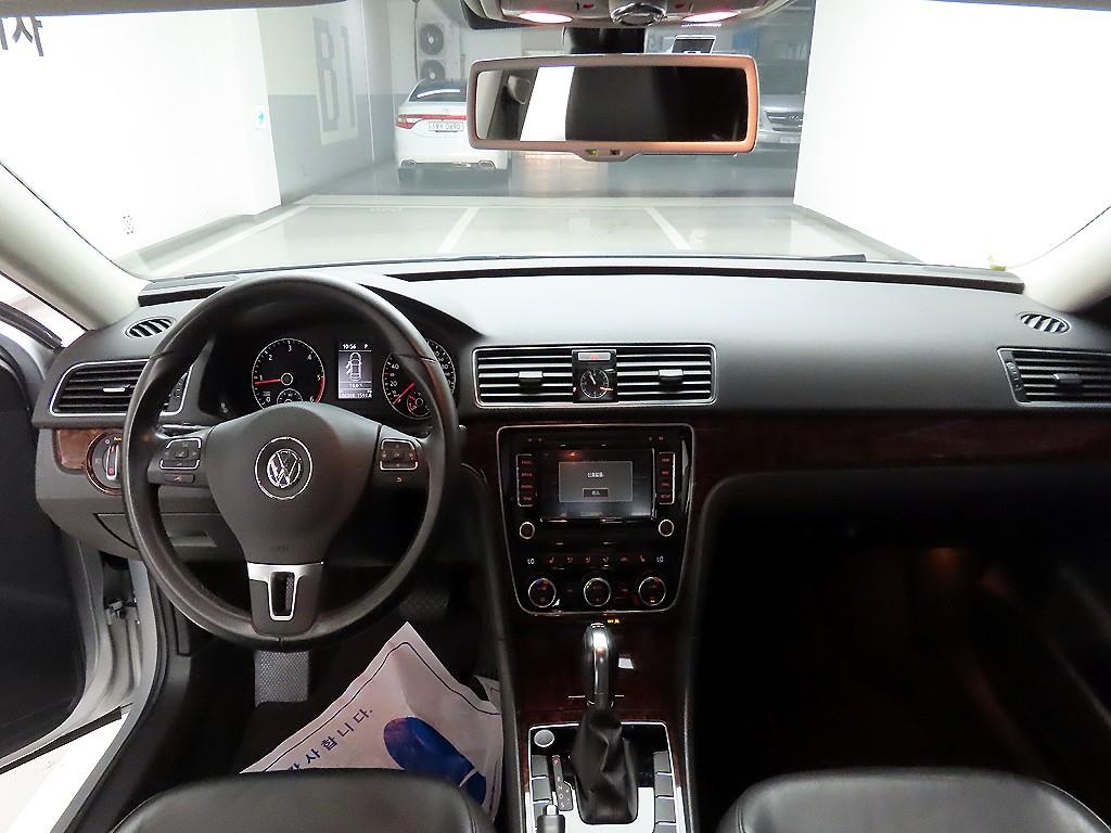 Volkswagen Passat - Vista 8
