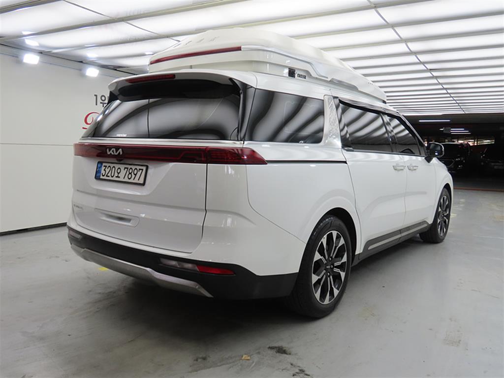 KIA Carnival - Vista 4