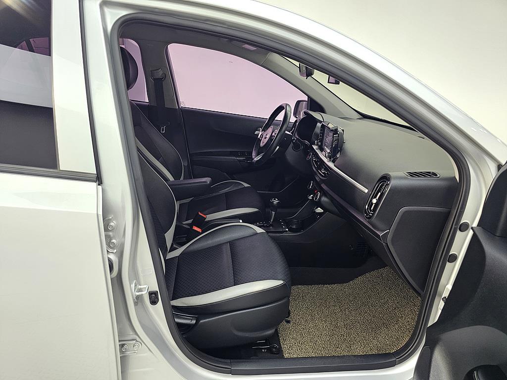 KIA Morning - Vista 11