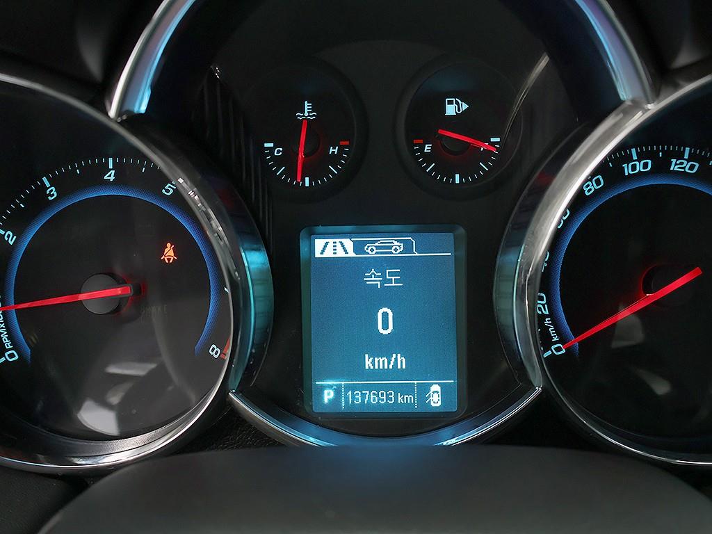 Chevrolet Cruise - Vista 11