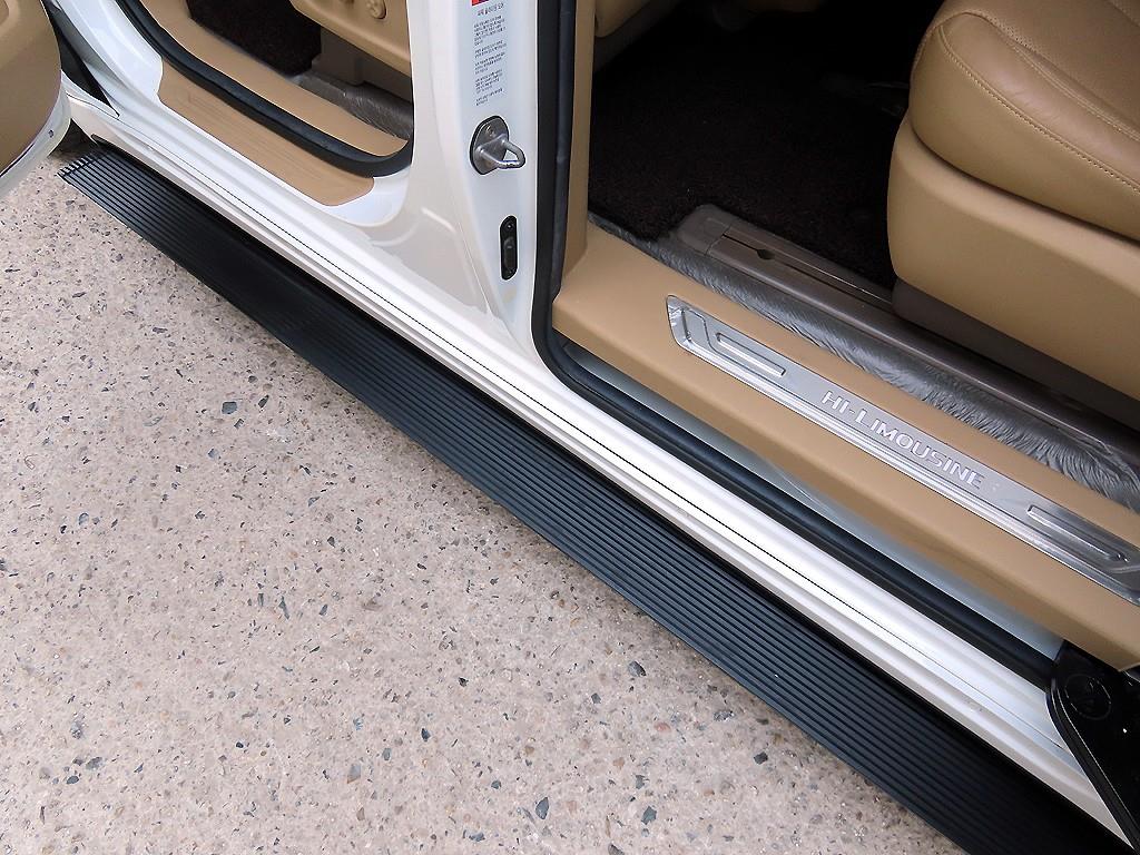 KIA Carnival - Vista 5